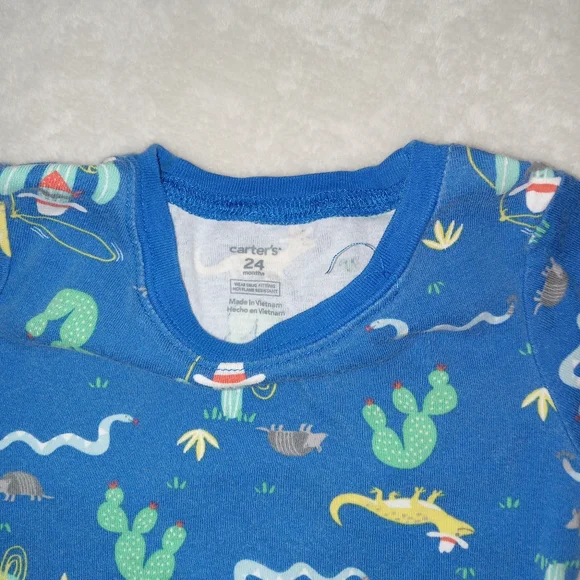 Carter's Pajama Set 24M - Picture 3 of 3